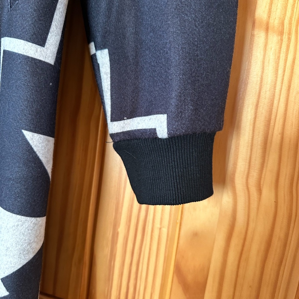 Aztec black long jacket - Picture 2 of 3